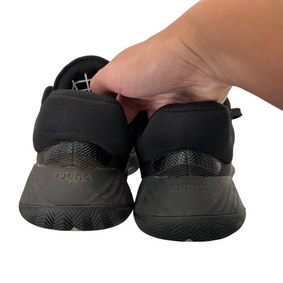 Adidas D.O.N. Issue 1 Spiderman Black Sneakers Sz 5 Youth - Picture 4 of 9